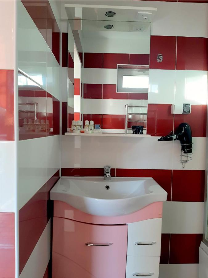 Заміський Комплекс Grand Prix Hotel Tsyurupynsk Bagian luar foto