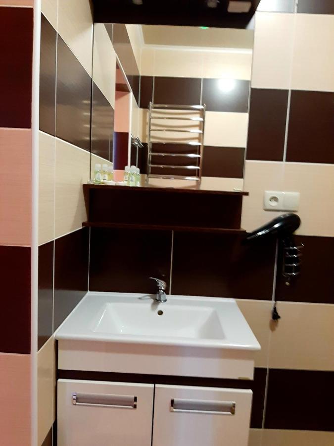Заміський Комплекс Grand Prix Hotel Tsyurupynsk Bagian luar foto