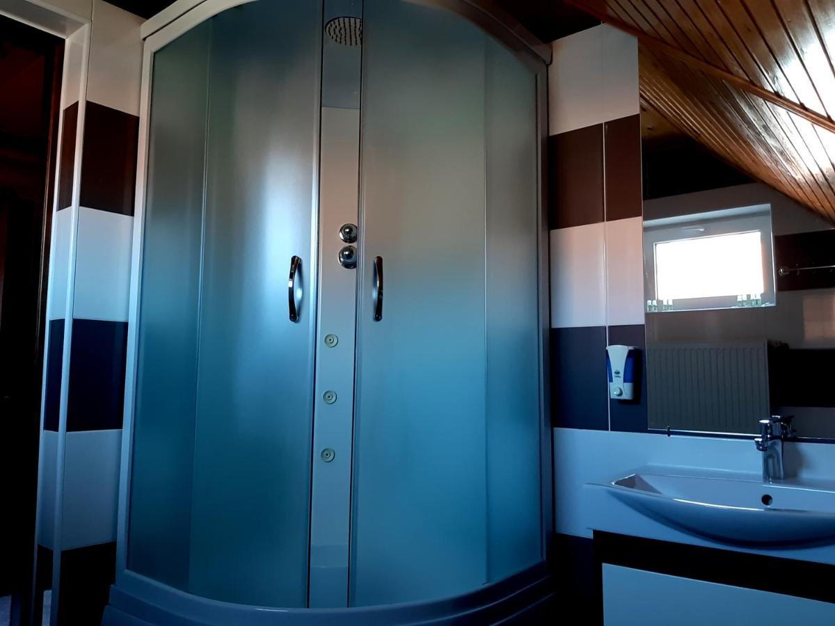 Заміський Комплекс Grand Prix Hotel Tsyurupynsk Bagian luar foto