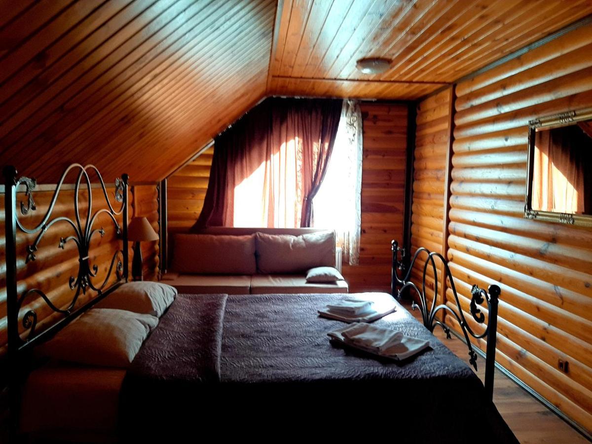 Заміський Комплекс Grand Prix Hotel Tsyurupynsk Bagian luar foto